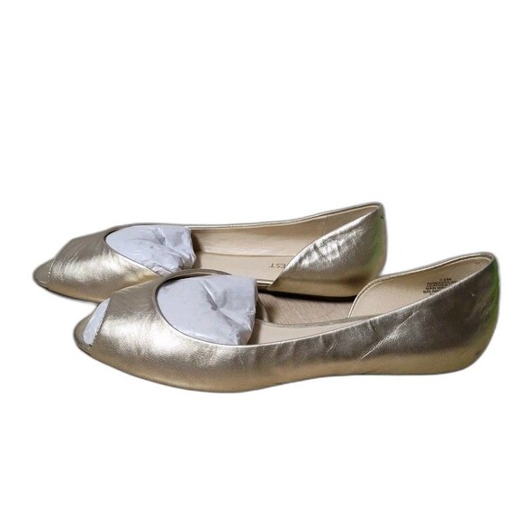 Nine West Bachloret Gold Metallic Flats Women's 7.5M Open Toe - Picture 2 of 12